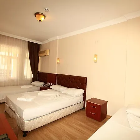Hotell Korient 3*