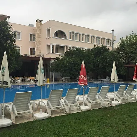 Hotel Korient 3*